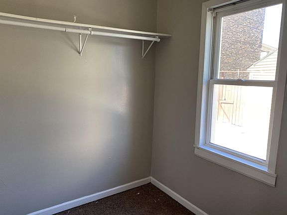 5th image of 4911 Homerlee Ave Unit 1C