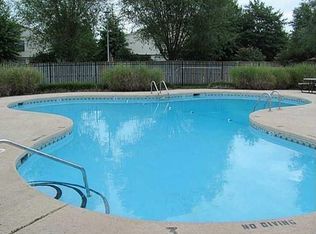 2158 N Garland Ave, Fayetteville, AR 72704