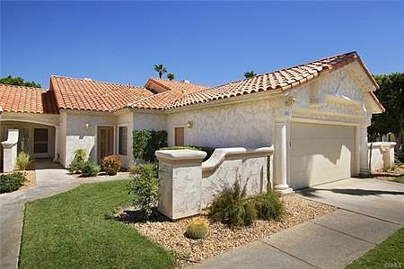 Walkway to the front door of the condo