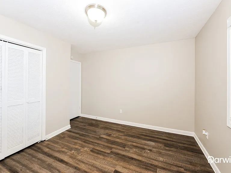 275 Sabrina Ct — Photo 7