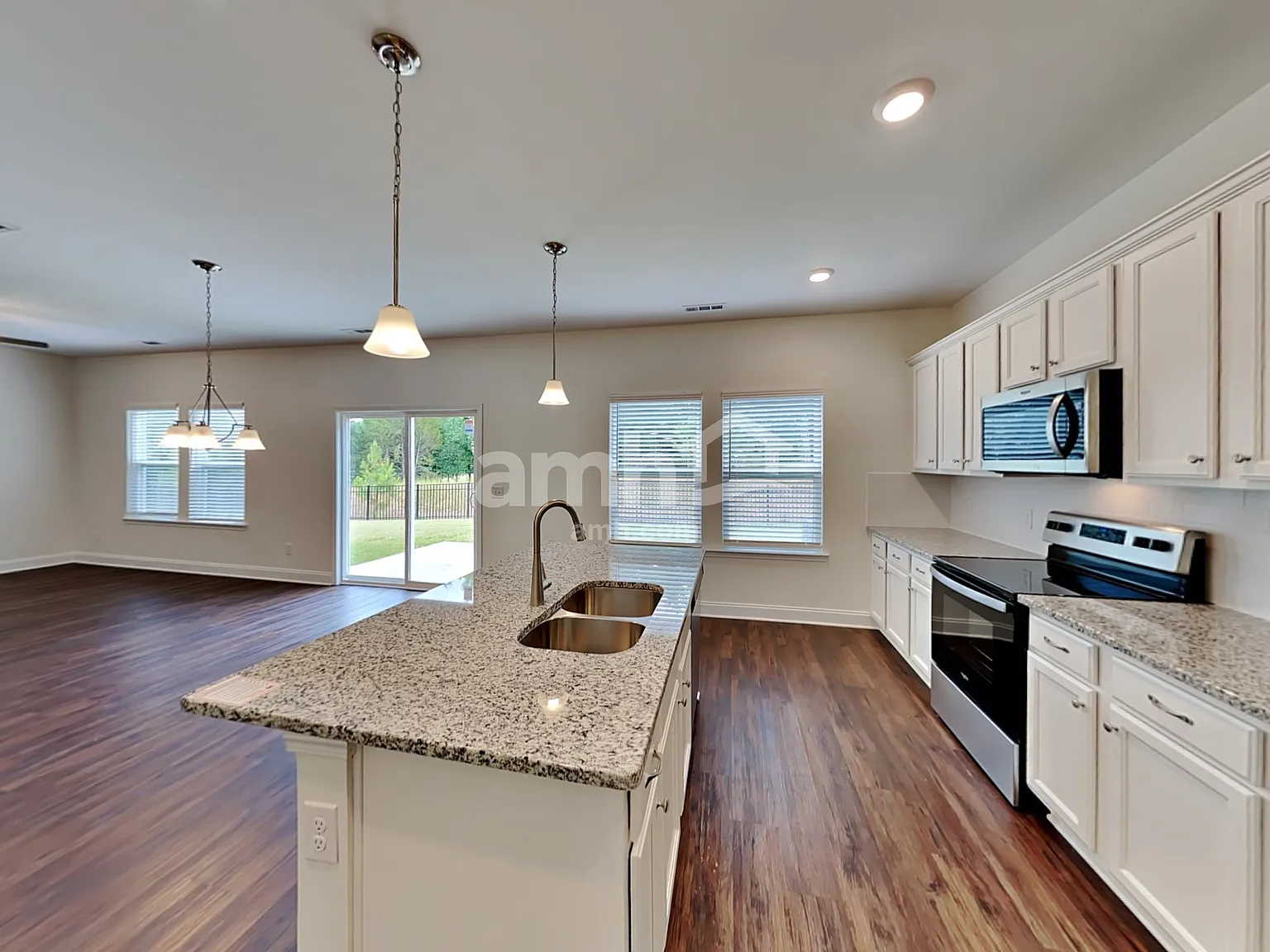 3 bed, 2.5 bath, 1895 sqft, $2,700 — Photo 4