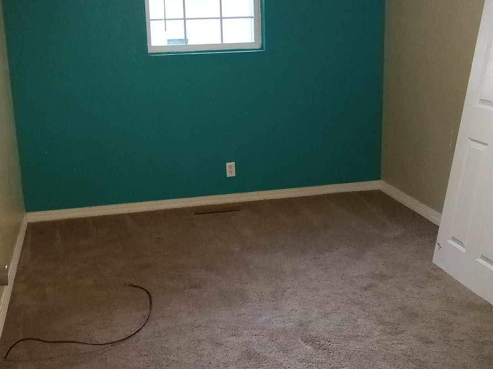 Two bedroom with carpet professionally cleaned when window closet smoke detector