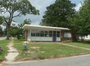 900 Carolina Ave, Kinston, NC 28504