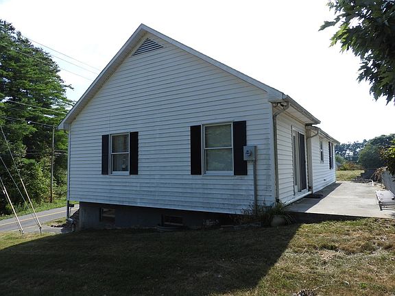 4th image of 594 Carrollwood Dr
