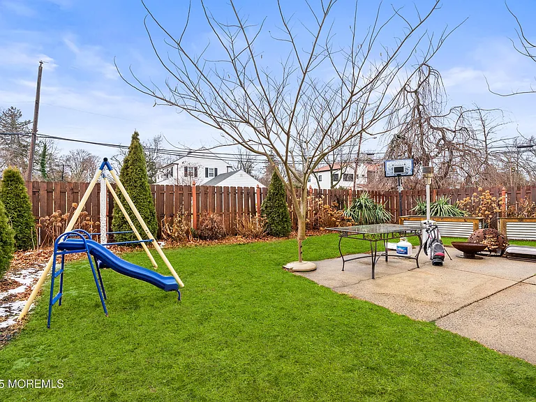 128 Beechwood Ave — Photo 22