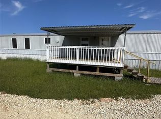 675 Fm 1696 Rd W #E, Huntsville, TX 77320