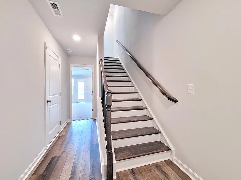 1108 Shoreside Dr — Photo 16