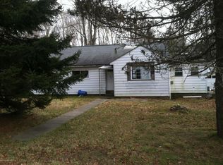 1188 Pope Rd, Tobyhanna, PA 18466