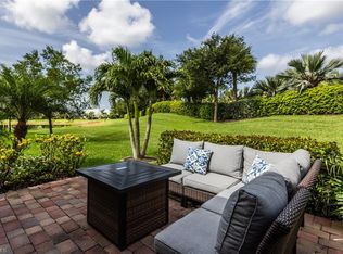 14859 Edgewater Cir, Naples, FL 34114