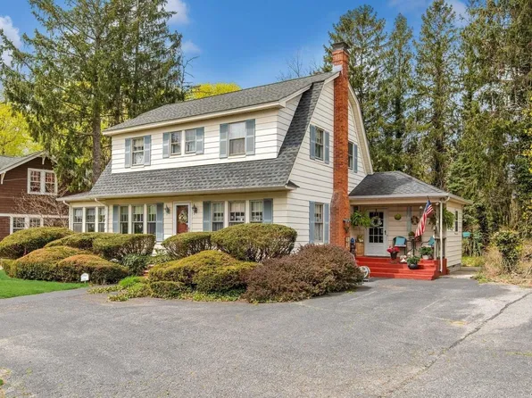 27585 Main Road, Cutchogue, NY 11935