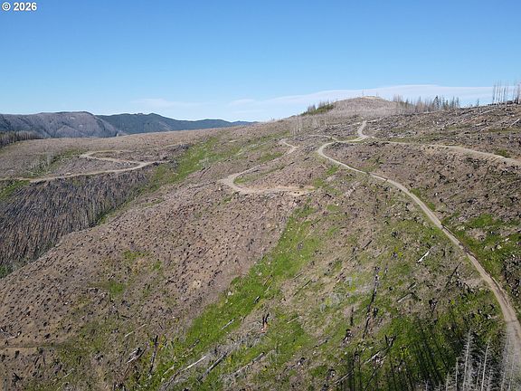 4th image of 1 Middle Horse Creek Rd