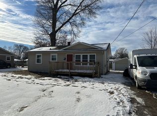 9230 Chenault Rd, Louisville, KY 40272