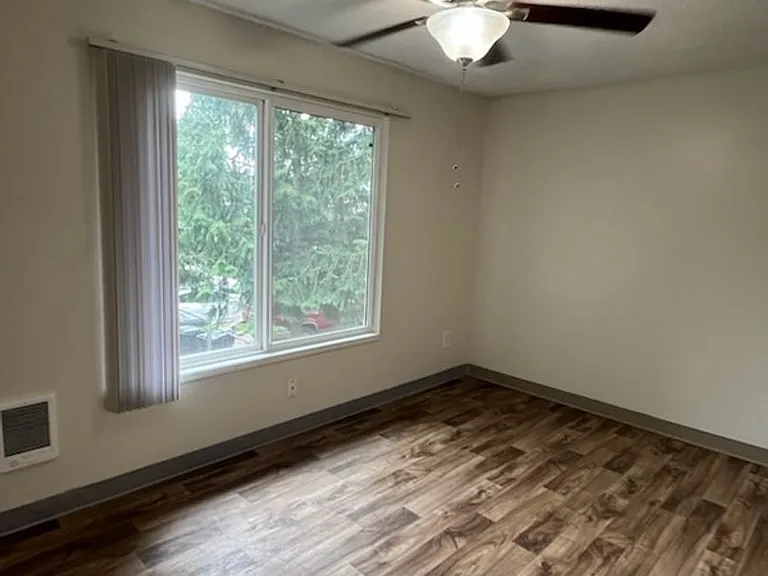 360 S Locust St #350 — Photo 5