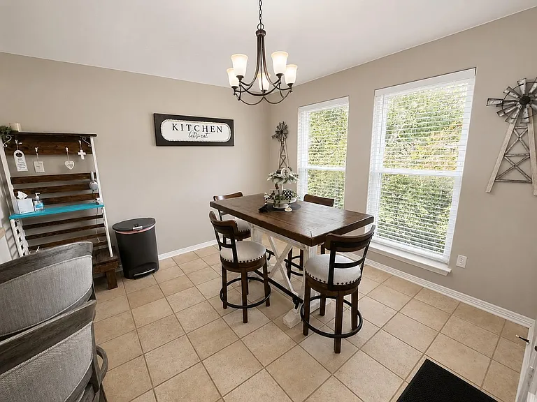 5106 Misty Ln — Photo 6