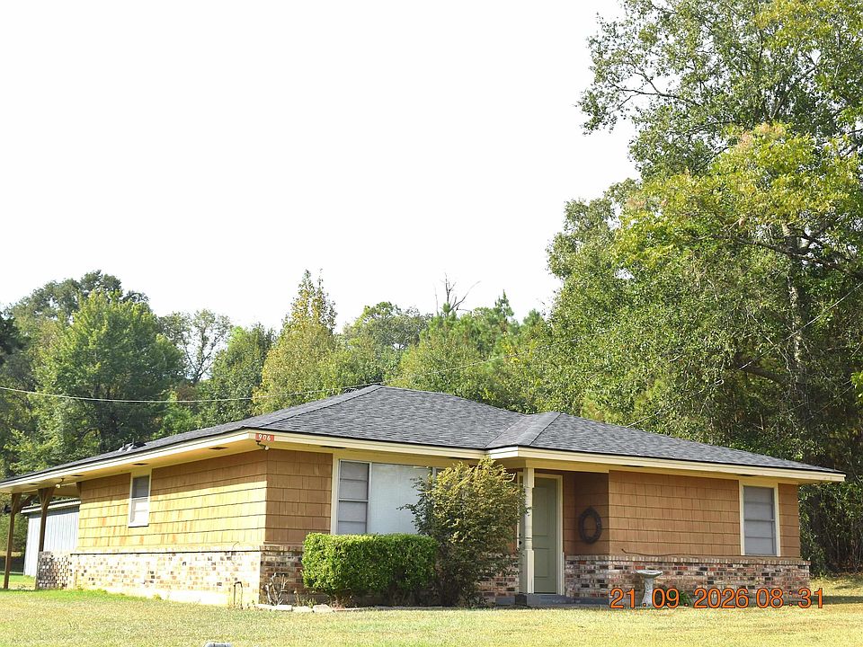 1st image of 906 Bridges St