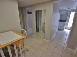 33 1/2 E Main St, New Concord, OH 43762