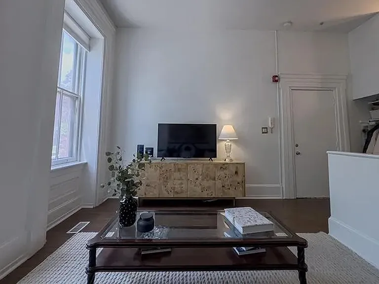 1525 Green St #1FF — Photo 8