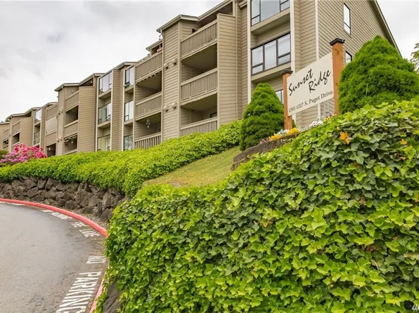 1319 S Puget Dr APT D17, Renton, WA 98055