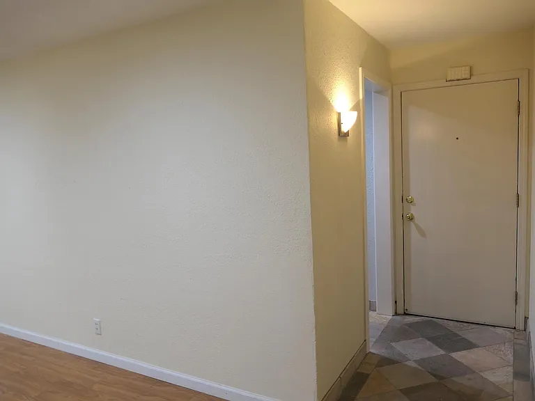 2249 Bonar St #C — Photo 26