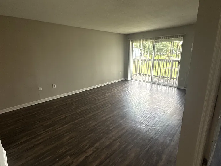 1695 Lee Rd #C210 — Photo 16
