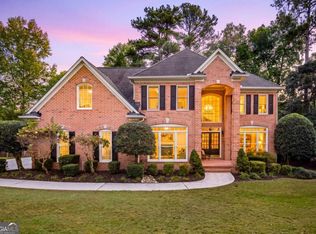 720 Vinings Estates Dr SE, Mableton, GA 30126