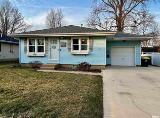 709 E South St, Tremont, IL 61568