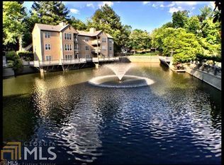 602 Mill Pond Dr SE, Smyrna, GA 30082
