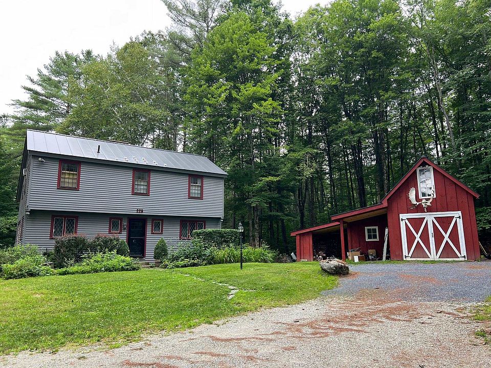 2nd image of 225 Deer Run