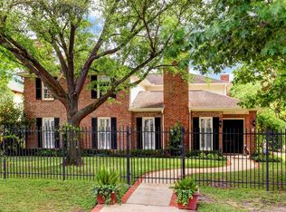 40 Hackberry Ln, Houston, TX 77027