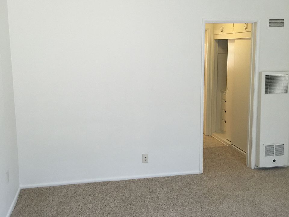 1st image of 3224 Bagley Ave