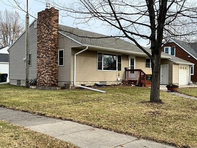1st image of 708 E Oak Ave