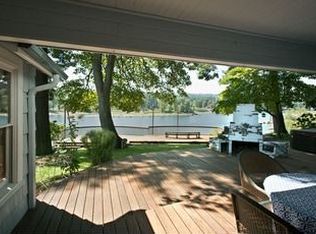 17633 SE Roethe Pl, Oak Grove, OR 97267