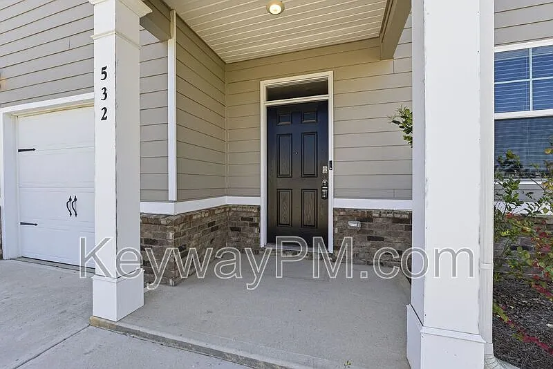 Building Photo - 532 Myrtle Crst