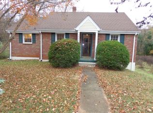 1502 Fort Manor Dr, Lynchburg, VA 24502