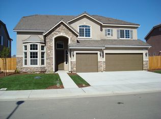 21097 Lago Bello Ln, Friant, CA