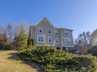 1372 Stoney Ridge Rd, Charlottesville, VA 22902