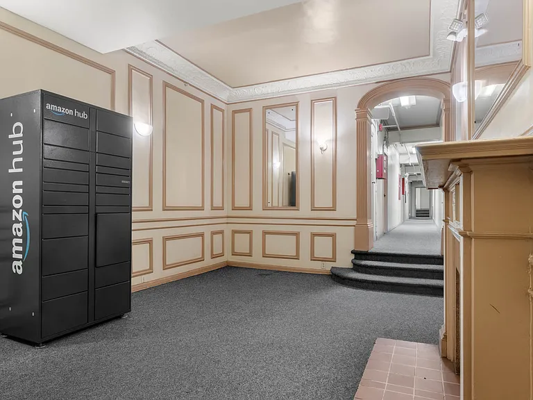 1857 N Wilton Pl — Photo 13