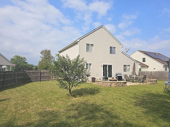 3rd image of 1921 Sunshine Ct
