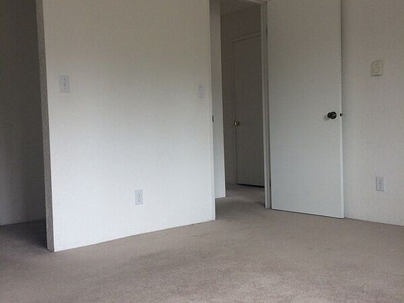 5th image of 12635 NE 130th Way APT A302