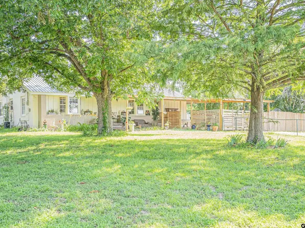 14042 Saylors St, Brownsboro, TX 75756