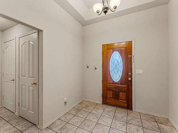 4th image of 1222 Greentree Way