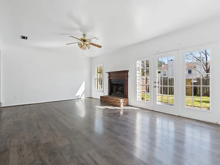 307 Pratt Ct #1 — Photo 7