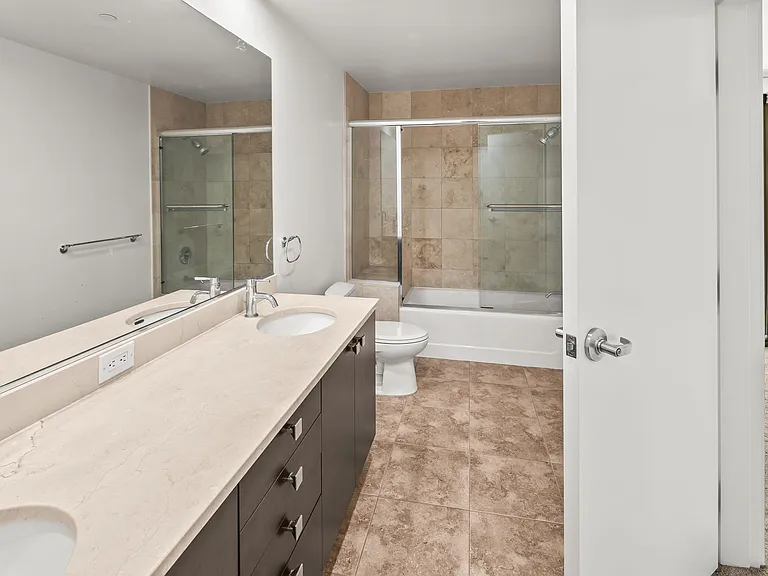 800 The Mark Ln #610 — Photo 19