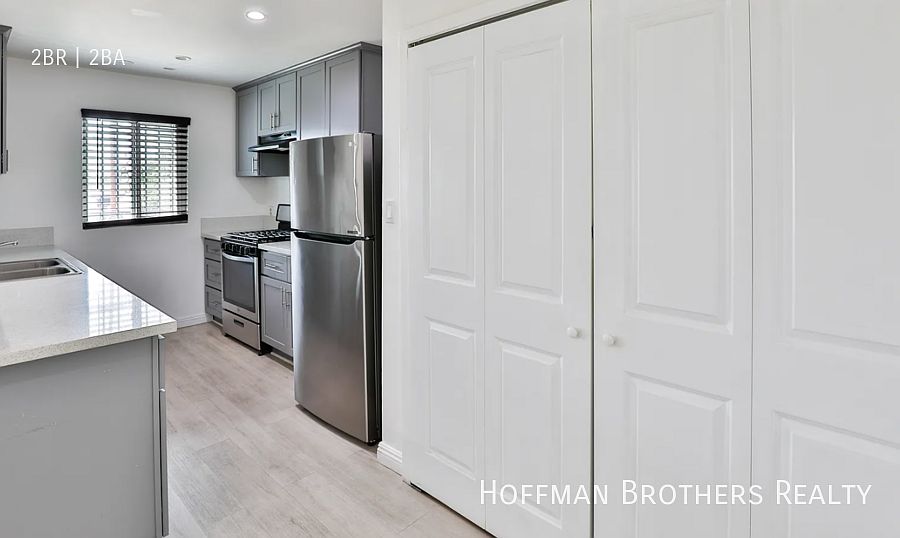 1st image of 1881 W Jefferson Blvd #302A