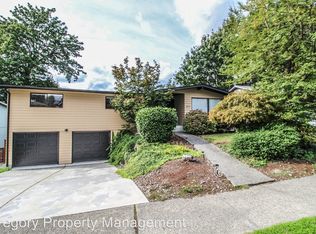 13717 116th Ave NE, Kirkland, WA 98034