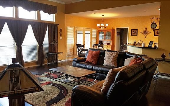 4th image of 2231 Dogwood Ct