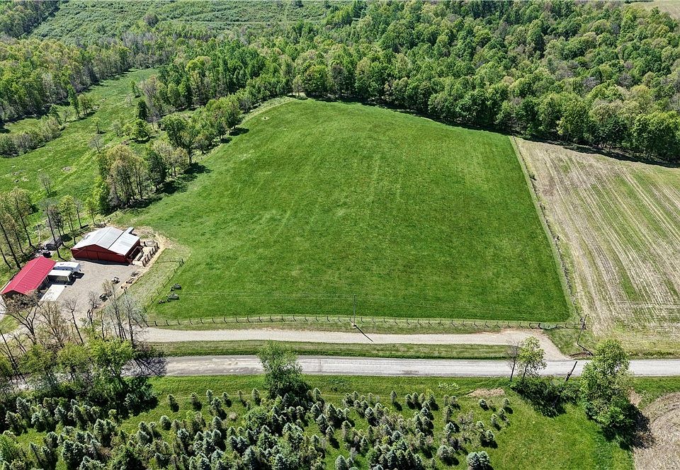 1st image of 33 County Rd