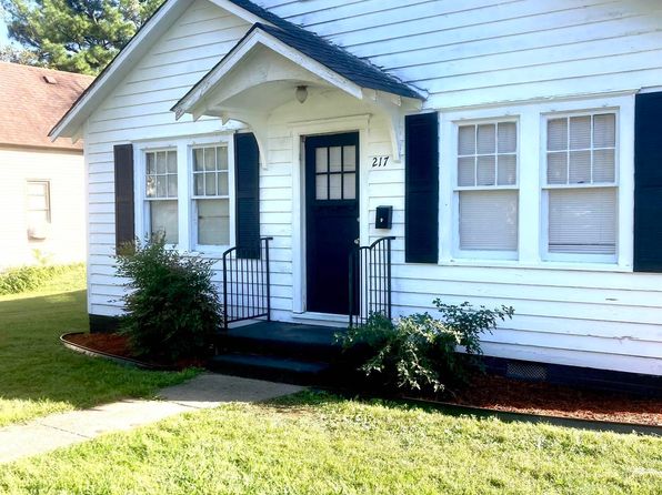 217 W 3rd St, Rector, AR 72461