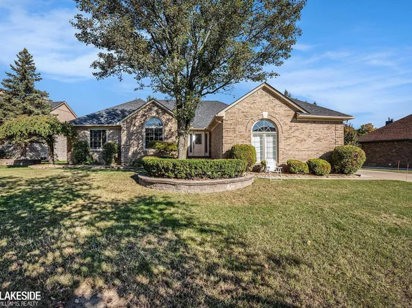 2679 Larch Dr, Sterling Heights, MI 48314