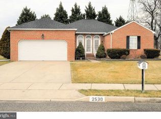 2530 Doral Dr, Pennsauken, NJ 08109
